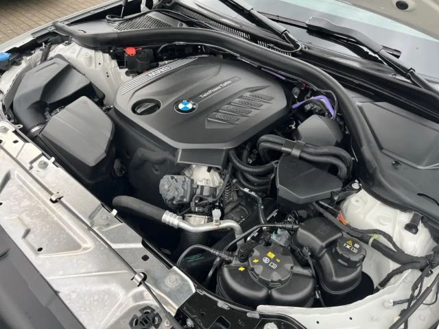 BMW 320 320d M-Sport Touring