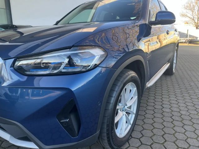 BMW X3 xDrive30e