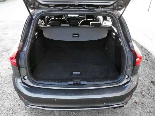 Ford Focus EcoBoost ST Line