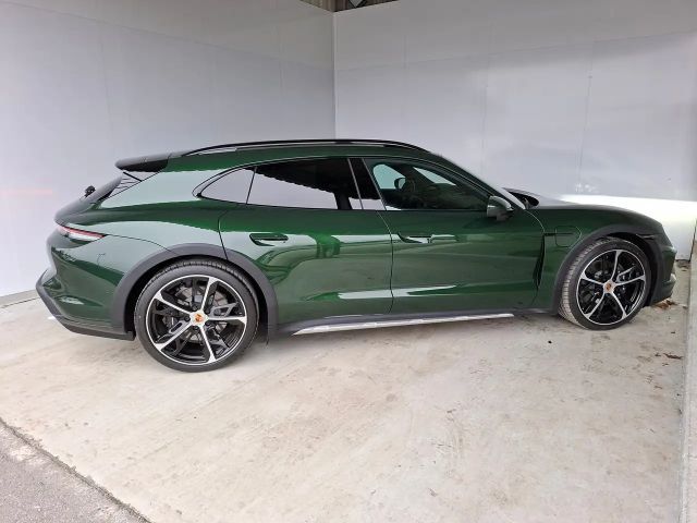 Porsche Taycan 4 Cross Turismo