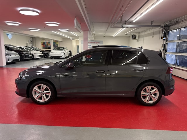 Volkswagen Golf 1.5 eTSI DSG Life
