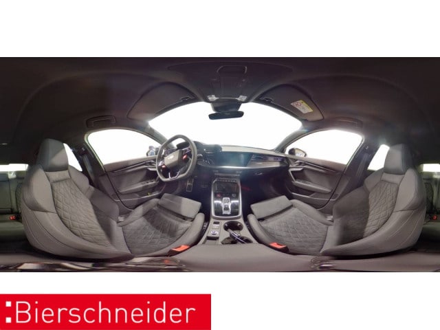 Audi RS3 Quattro S-Tronic Sedan