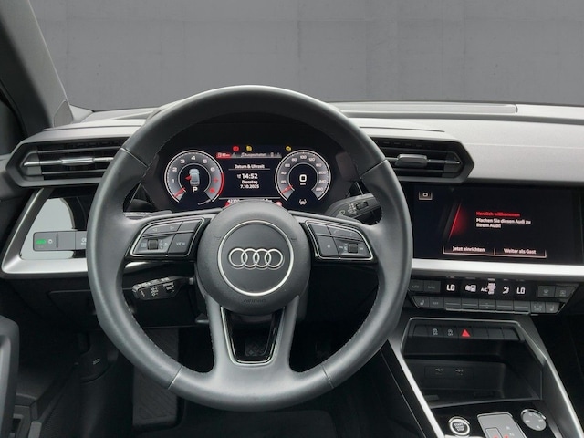 Audi A3 30 TFSI S-Tronic Sedan