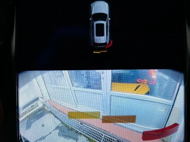 Volvo XC60 AWD Dark Plus Recharge