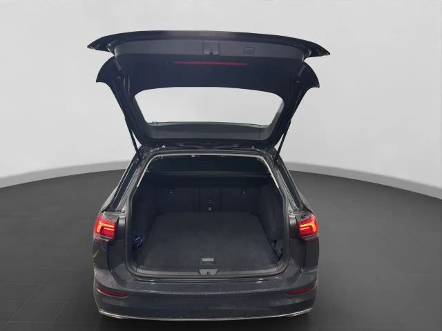 Volkswagen Golf 2.0 TDI DSG Style Variant