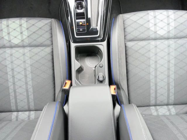 Volkswagen Golf DSG R-Line Variant