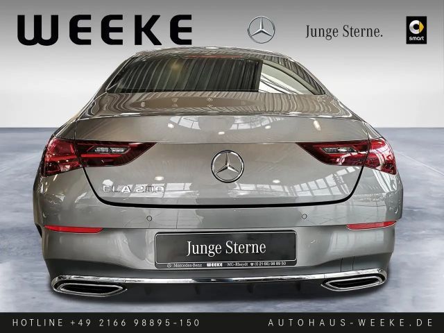 Mercedes-Benz CLA 200 AMG Line Coupé