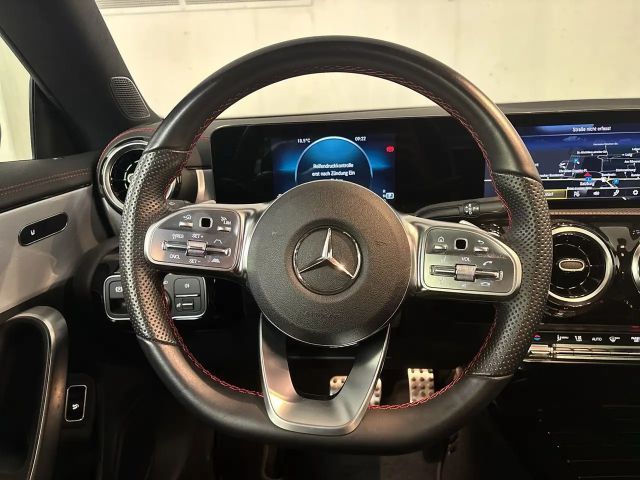 Mercedes-Benz CLA 200 CLA 200 d Coupé