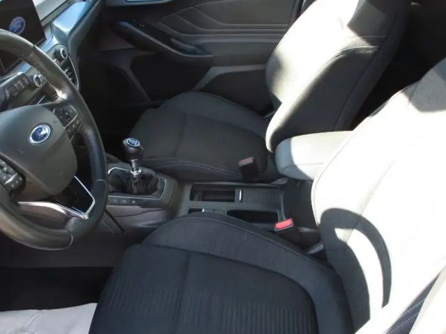 Ford Focus Active Wagon