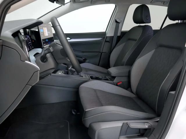 Volkswagen Golf 1.5 TSI Golf VIII