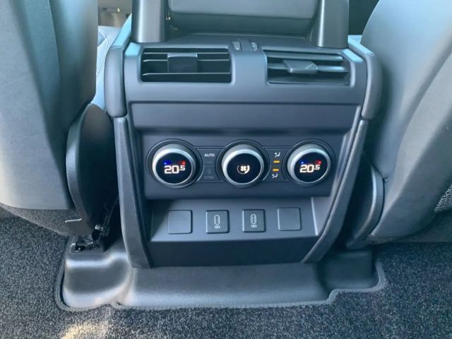 Land Rover Defender 110 Dynamic HSE