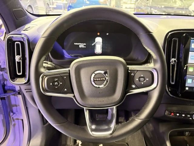 Volvo XC40 Dark Plus