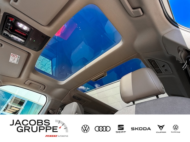 Volkswagen Multivan 2.0 TSI Lang T7