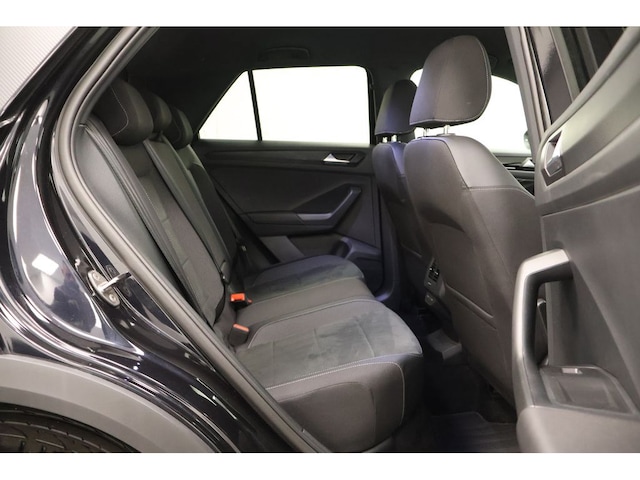 Volkswagen T-Roc 1.5 TSI DSG R-Line