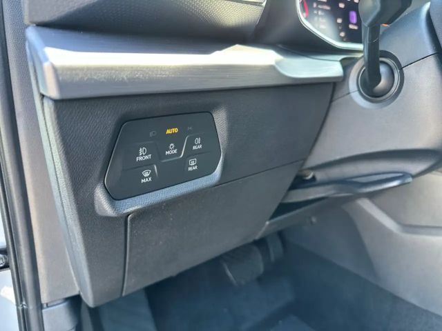 Seat Leon 1.5 eTSI DSG FR-lijn