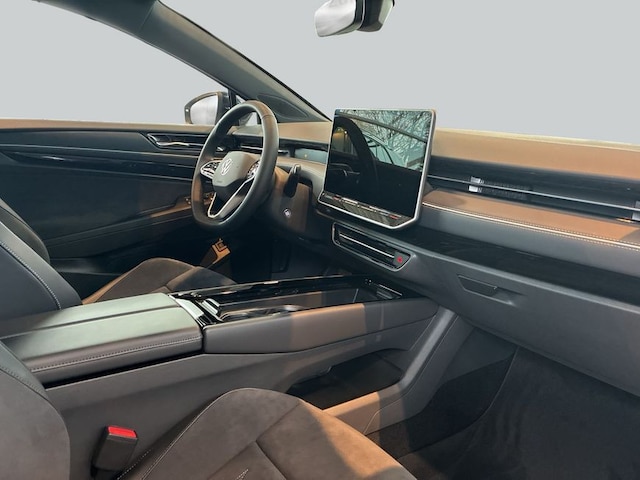 Volkswagen ID.7 IQ.Drive Pro Tourer