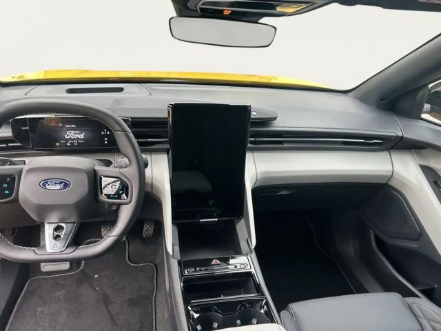 Ford Capri Premium RWD