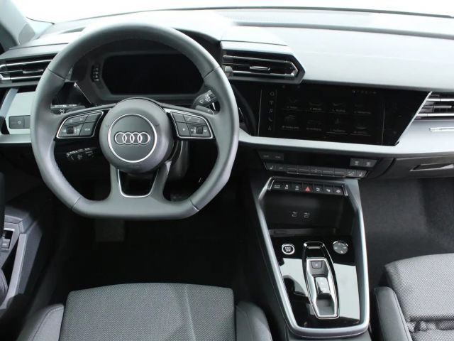 Audi A3 30 TFSI Sedan