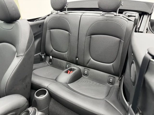 MINI Cooper Cabrio Classic Trim*Navi*LED*Garantie2028