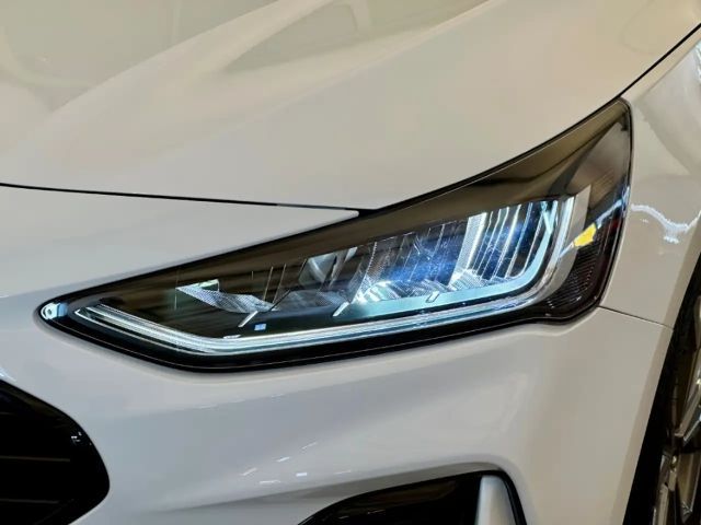 Ford Focus ST Line Wagon