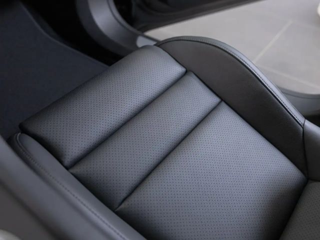 Porsche Taycan 4 Cross Turismo