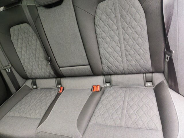 Audi A6 Avant Quattro S-Tronic