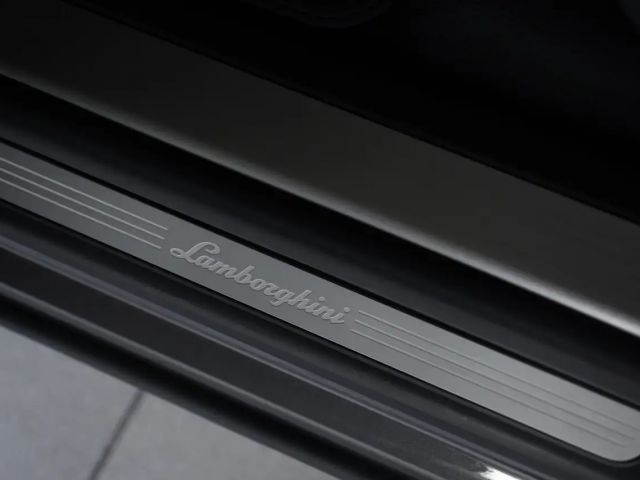 Lamborghini Urus *23 Zoll *Pano *Keramik *B&O *LUFT