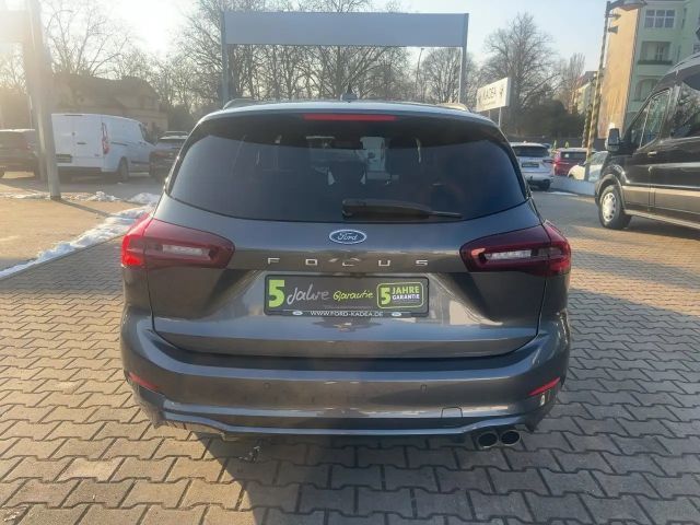 Ford Focus ST Line Wagon