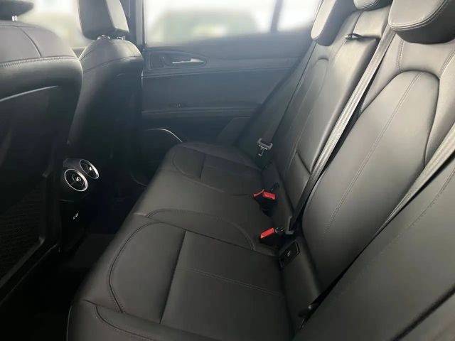 Alfa Romeo Stelvio AT8 Q4 TI