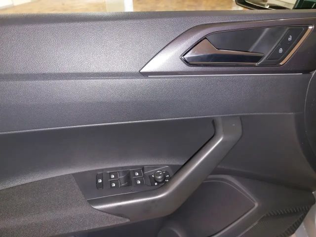 Volkswagen Polo 1.0 TSI DSG Style