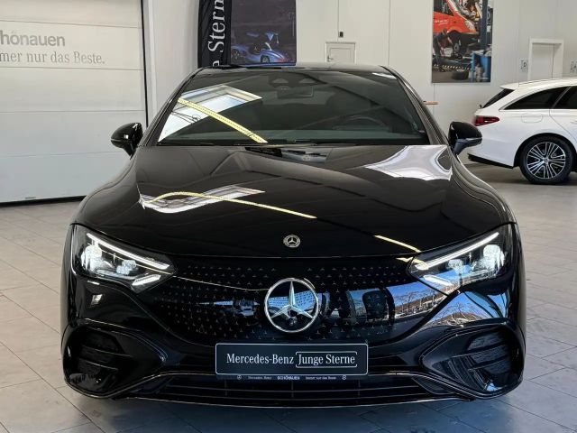 Mercedes-Benz EQE 350 4MATIC AMG Line Sedan
