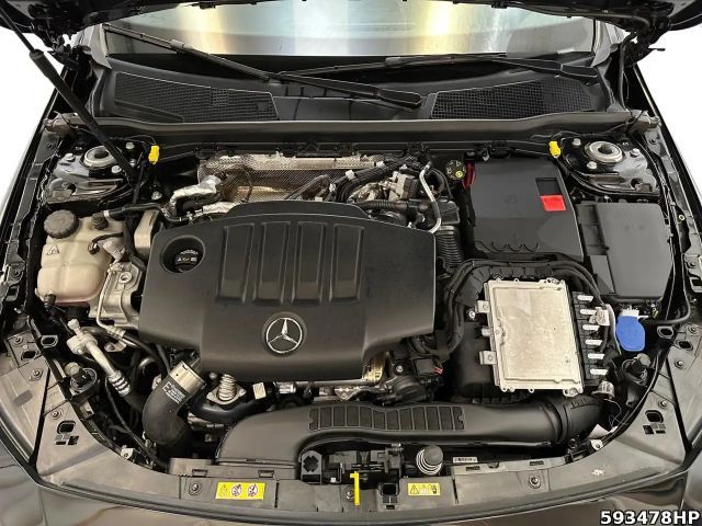 Mercedes-Benz CLA 180 CLA 180 d Progressive