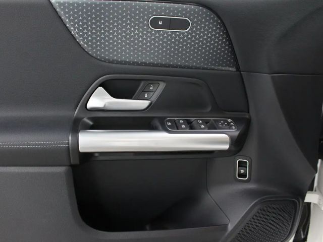 Mercedes-Benz B 180 Progressive