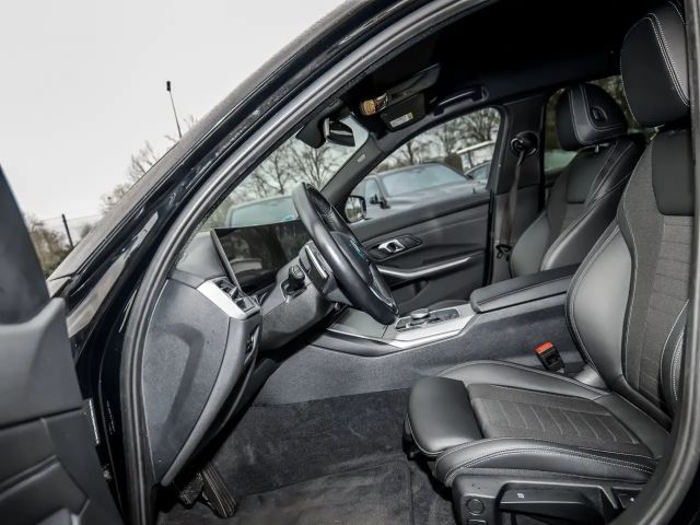 BMW 320 320e Touring