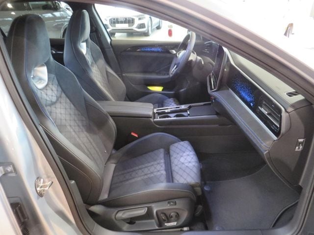Volkswagen Passat 2.0 TDI DSG R-Line