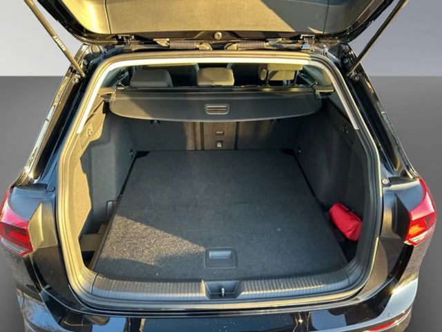 Volkswagen Golf Golf VIII Life Variant