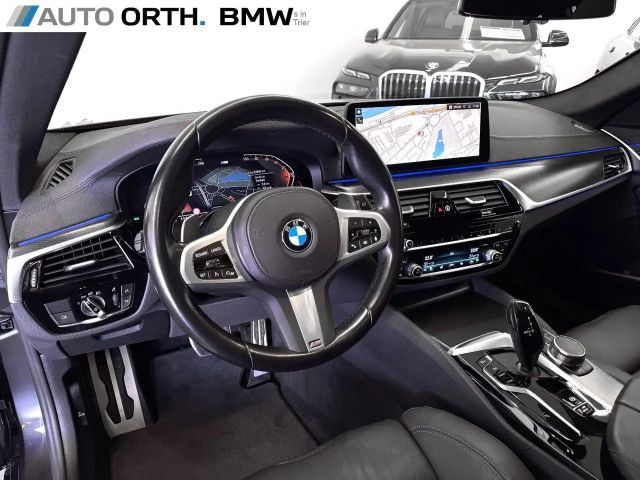 BMW 540 540d M-Sport Touring xDrive