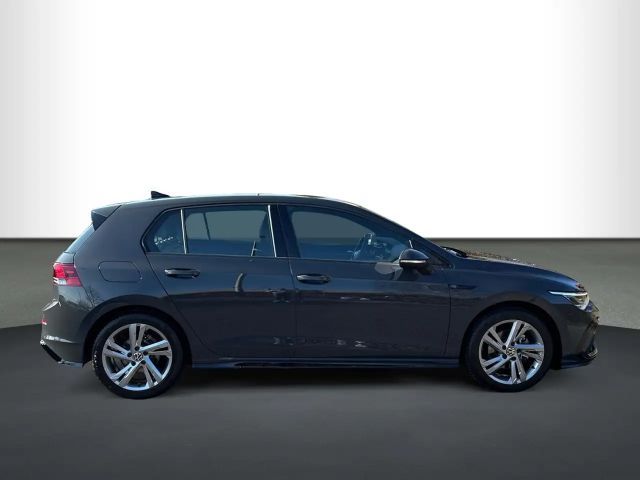 Volkswagen Golf 1.5 eTSI DSG Golf VIII R-Line