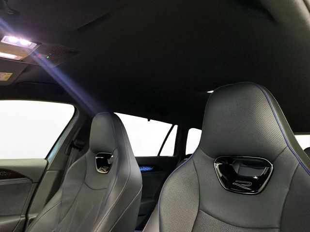 Volkswagen Passat 2.0 TDI R-Line Variant