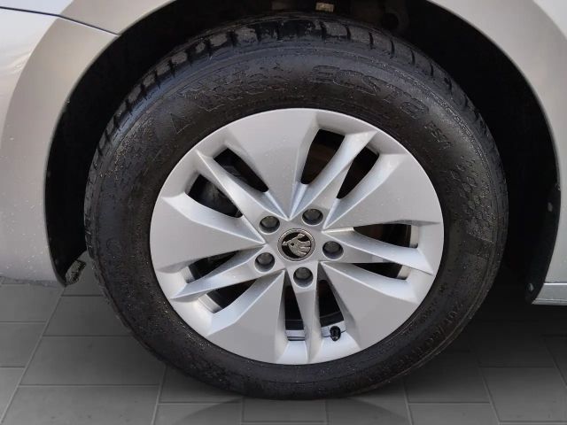 Skoda Octavia 1.5 TSI Ambition Combi