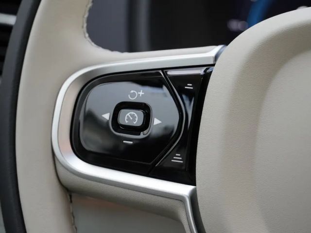 Volvo XC90 AWD Dark T8 Ultra