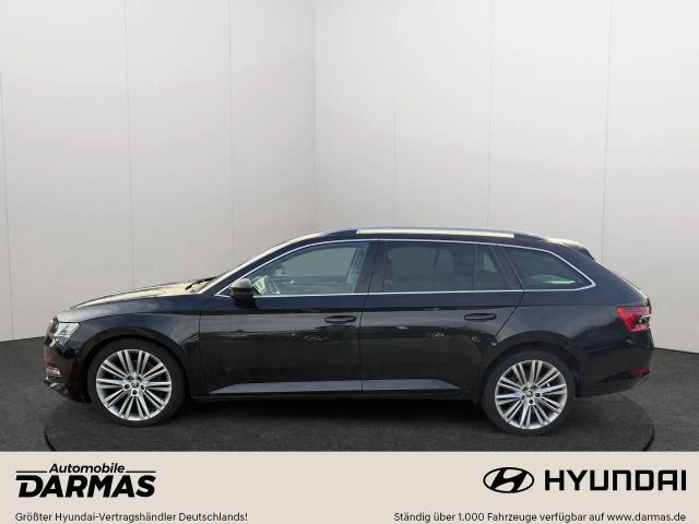 Skoda Superb 2.0 TDI Combi Style Style