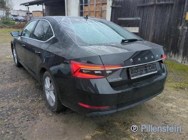 Skoda Superb Business