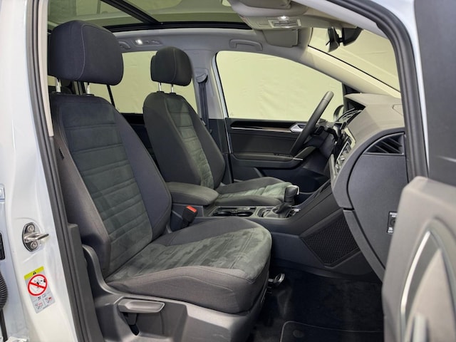 Volkswagen Touran 2.0 TDI DSG Highline Style