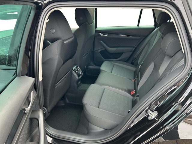 Skoda Octavia Combi Selection