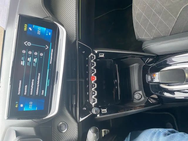 Peugeot E-208 GT-Line