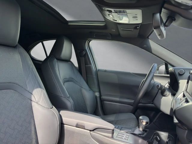 Lexus UX 250h Executive Line