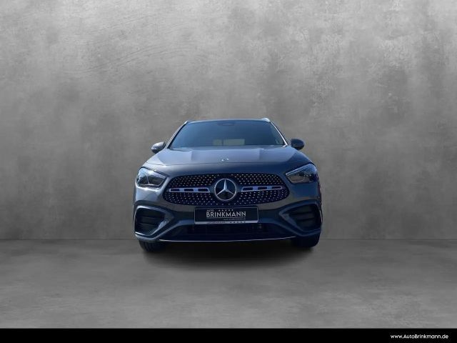 Mercedes-Benz GLA 180 AMG Line