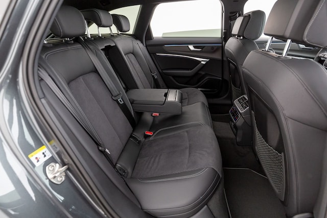 Audi A6 50 TDI Avant Quattro S-Line