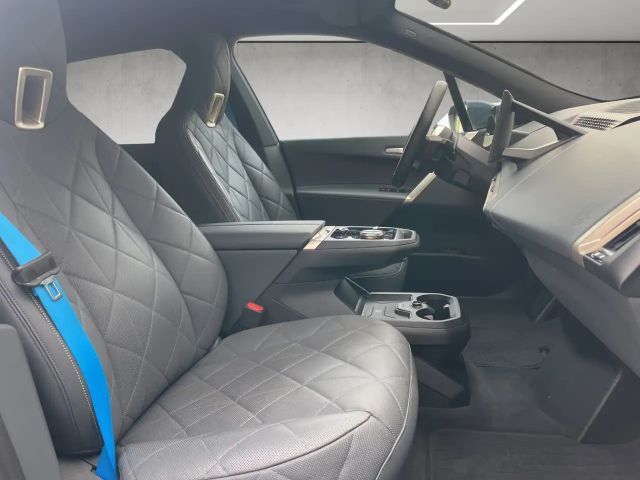 BMW iX xDrive50